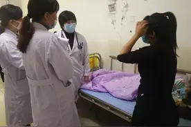 9个月宝宝突发高热抽搐  哈医大一院儿科专家提醒切忌随意处置，应及时就诊图片