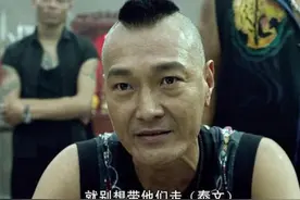 效力成龙30年，为何只给10万遣散费？卢惠光晚年连棺材本都不保图片
