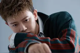 凶狠的任嘉伦来了，打架斗殴逛夜店，没有一件不做的图片