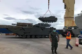 泰国引进我国战车，配备071级登陆舰，火力压倒坦克成东南亚第一图片