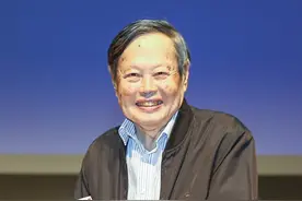 杨振宁在回国后做了哪些重要贡献？图片