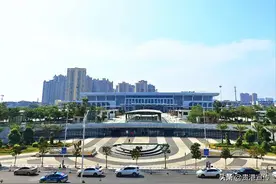 不用再绕圈圈！贵港高铁站社会车辆接站全攻略图片