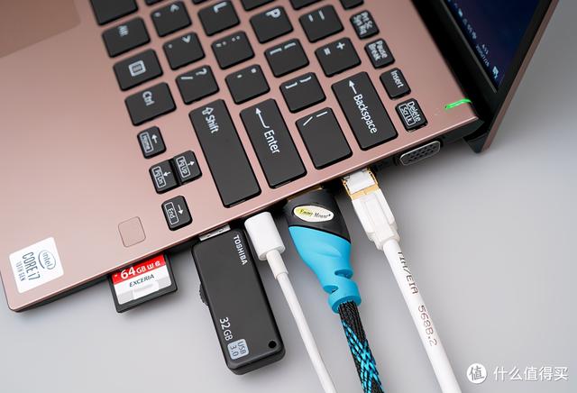 2021�����Ʒ�Ƽ������������ߺ�Ӱ������һ���򾡣������õ�װ��