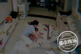 惊魂！客厅30斤的大吊灯突然坠落，一家人早睡躲过一劫图片