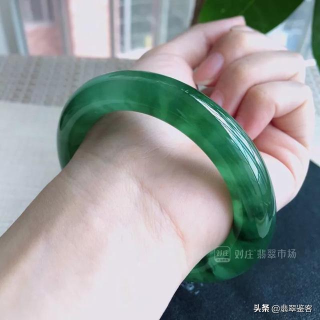 高冰胶底底色飘花 2026年冰胶和高冰