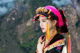 19岁就火爆日本歌坛的女神阿兰，为何既不拼事业，也不谈恋爱？图片