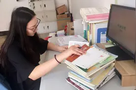 教龄津贴下发了，一个月260元！网友：不要忘了退休教师图片