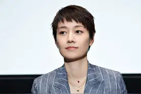 得知文章近况，马伊琍掩面而泣，旧情果真难忘图片