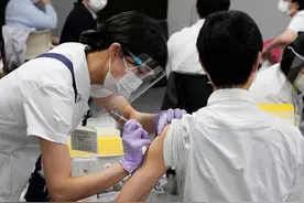 接种完新冠疫苗，为何有的人胳膊疼，有的人却反应不大？图片