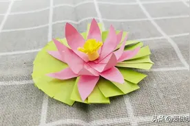 教你用6根纸条做唯美荷花，制作简单，装饰超美图片