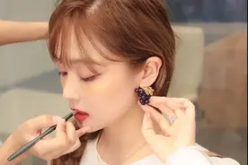 金晨手上这根小红绳，到底是什么来头？图片