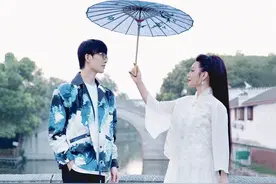 《半城烟沙》老歌新唱，又是一个十年，许嵩不愧一代人的青春回忆图片