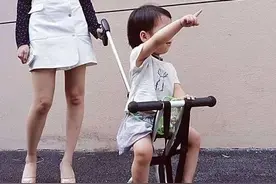 央视曝光，这款遛娃神器合格率为0，甚至危害孩子免疫系统！图片