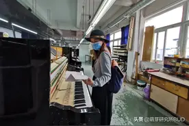 如何挑一架好钢琴？我走访了各大品牌工厂，将看到的秘密说给你听图片