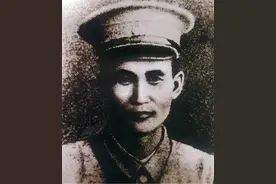 揭秘高岗在西北的凶悍作风：赤臂战劳山，板砖杀叛匪图片
