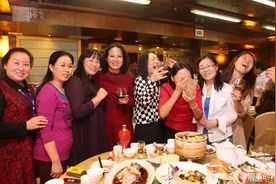 20年同学聚会，我想起这3个场景，当初的情怀被现实击败图片