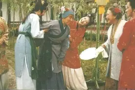 刘姥姥在潇湘馆为何只夸屋子不夸黛玉？图片