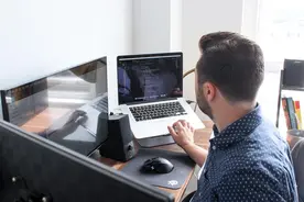 30秒就能翻译整个Word文档，这么简单的方法，你不会还不知道吧？图片