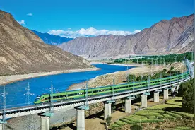 打造中国高铁亮丽名片图片