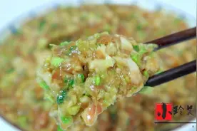 调白菜猪肉馅，记住别用盐杀白菜，教你饭店不外传的配方，太香了图片