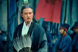 诸葛亮有多神？一段话预言张献忠中箭身亡，千年后果然灵验图片
