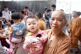 感动：泉州一位尼师靠两亩地的收入，让30多个孩子感受人间真爱图片