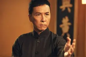 《叶问4》大结局催人泪下, 李小龙吊唁叶问, 开启李小龙系列电影图片