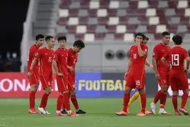 0：3，该讨论李铁的固执了图片