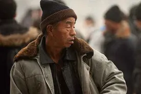 大龄农民工：在外找不到工作，回家种地挣不到钱，他们如何养老？图片