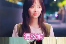 女明星抱娃什么样？谭松韵熟练，谢可寅生疏，看到她：还能这样？图片