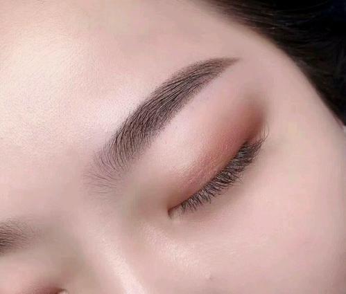 哪种纹眉效果最好最自然?雾眉和线条眉有什么区别?