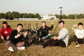 奖项大满贯！复旦航空航天系团队包揽未来飞行器创新大赛一等奖、最佳实物演示奖图片