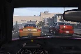 尝试在“GTA5”等24小时“红绿灯”会怎样？佛系玩法图片