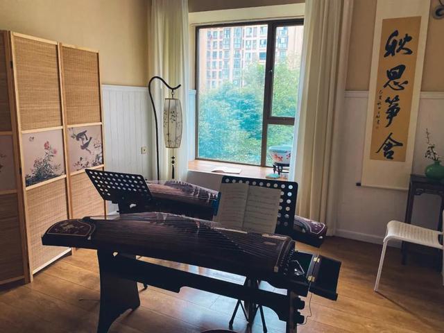 ����ح�����������ڳ�Ȧ�ˣ��Ͻ�����ѧ����