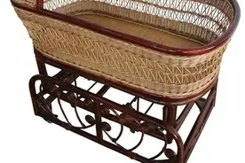 为什么女人的手镯不能戴左手？别傻傻不懂装懂，其中大有门道图片