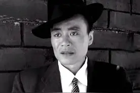 擅长演反派，《野火春风斗古城》饰特务兰毛，儿子是《亮剑》导演图片