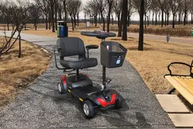 开天乐老年代步车能跑多远？如何防止开到半路没电？图片