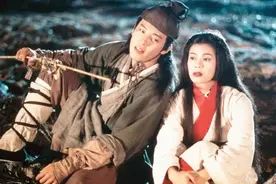 分离7个月！吕颂贤夫妇团聚，吃雪糕大秀恩爱，相恋27年不生娃图片