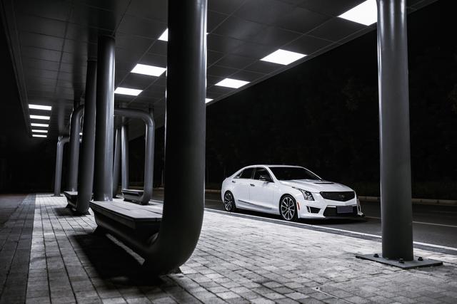 黑武士风格的凯迪拉克ATS-L，既有颜值也有动力