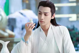 罗云熙古装和现代装气质差太多，哥哥古装半永久吧图片