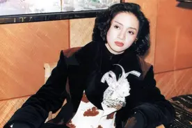 梅艳芳去世17年，哥哥和母亲还不肯收手，将纪念馆改成KTV图片