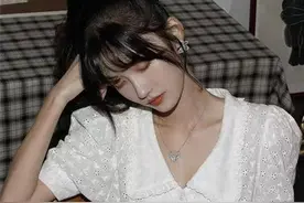 酷女孩的穿搭分享，这几套搭配又酷又美，照着穿准没错图片