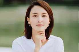 41岁央视女神张蕾：生娃大出血差点殒命，自曝老公是帅气生意人图片