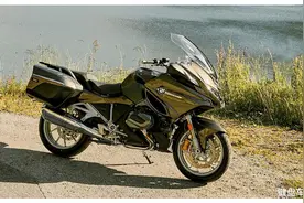 宝马发布2021款R1250RT，升级全新外观和科技配置图片