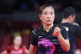 奥运会女团首日综述：刘诗雯肘伤复发，中国队启用P卡，王曼昱“首秀”两度建功图片