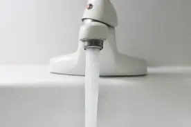 尿分叉就是肾虚么？可能是这两方面原因图片