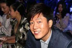 凌潇肃太低调了吧，家族全是大人物，背景让人羡慕，现实版少爷！图片