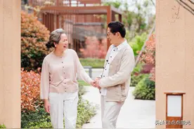 年过六十岁之后，要理清这样几件事情，才不会迷失自己图片