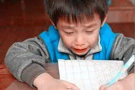 为见爷爷最后一面，12岁男孩考场交白卷，孩子懂孝顺胜过懂学习图片