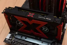 AMD LINK让游戏远处不在！迪兰RX580实战串流游戏！视频封面